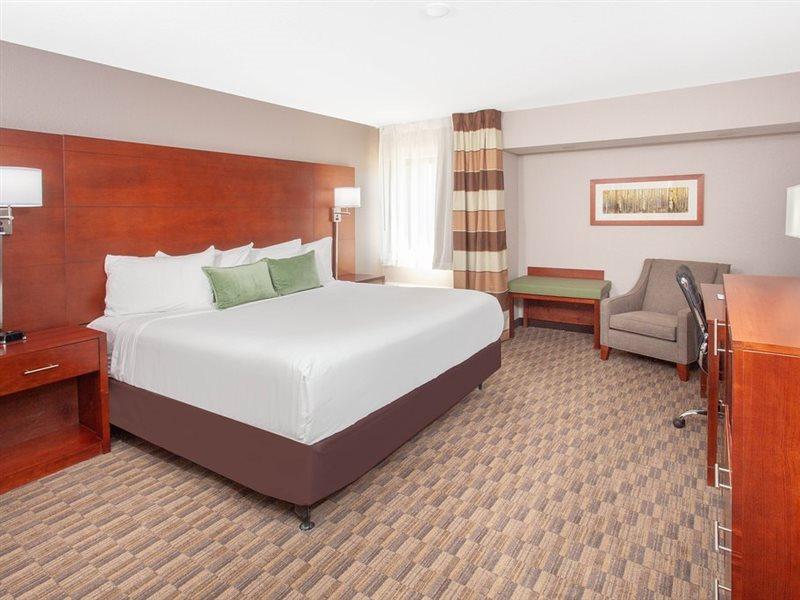 Wyndham Garden Форт Уейн Екстериор снимка