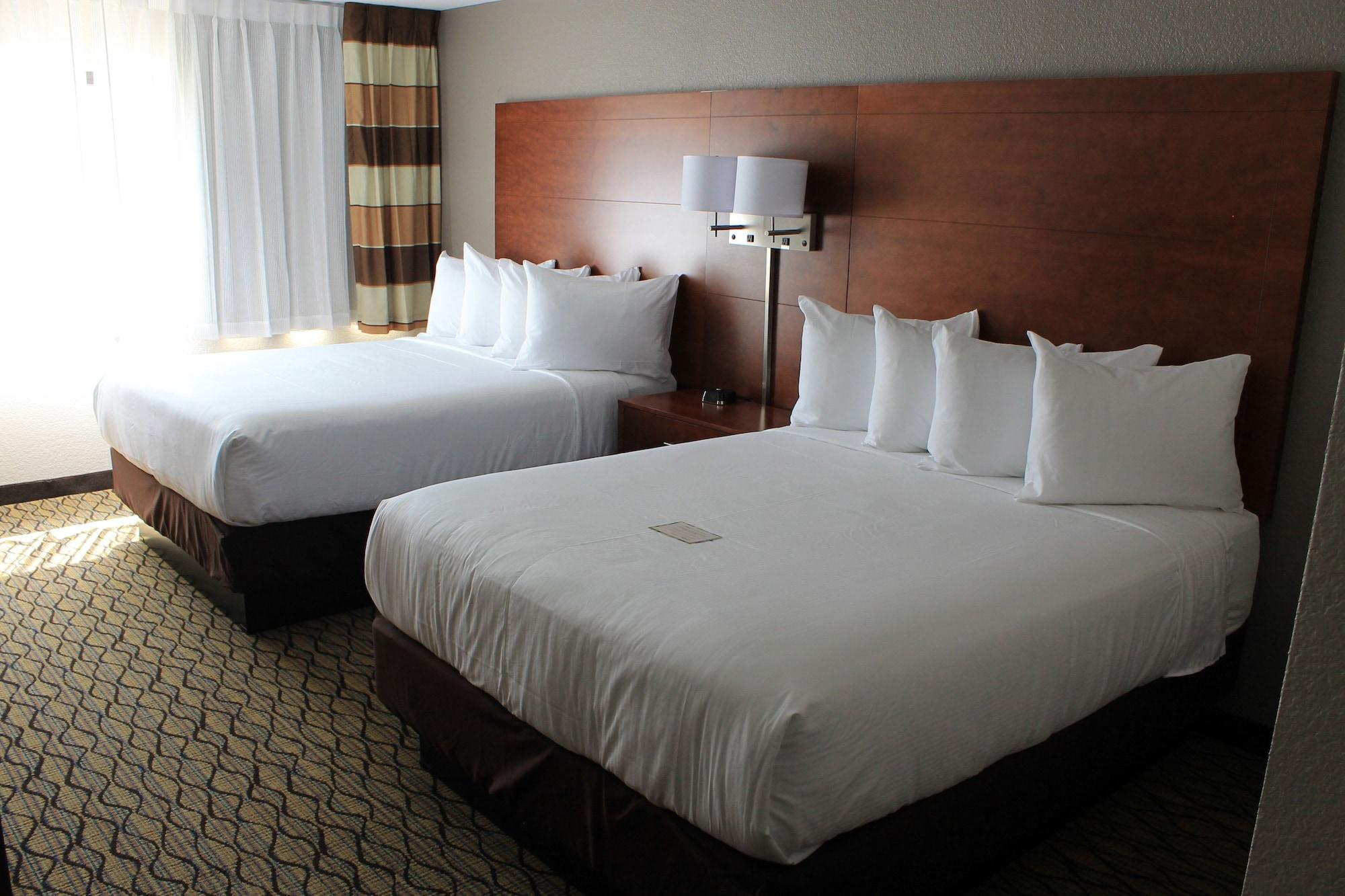 Wyndham Garden Форт Уейн Екстериор снимка